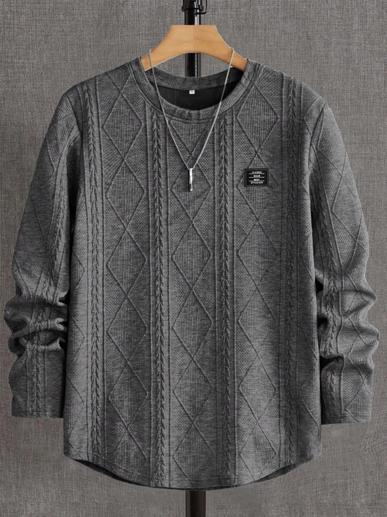 Elevate Your Wardrobe with Our Men's Fitted Long Sleeve Round Neck Knit T-Shirt – Stylish Patchwork Design for All Seasons!