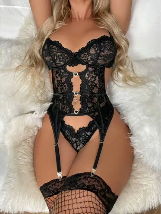 Embrace Elegance: Classic 4-Pack Lace Cut Out Underwire Underwear Set with Rhinestone Accents and Floral Heart Clasps for Chic Women