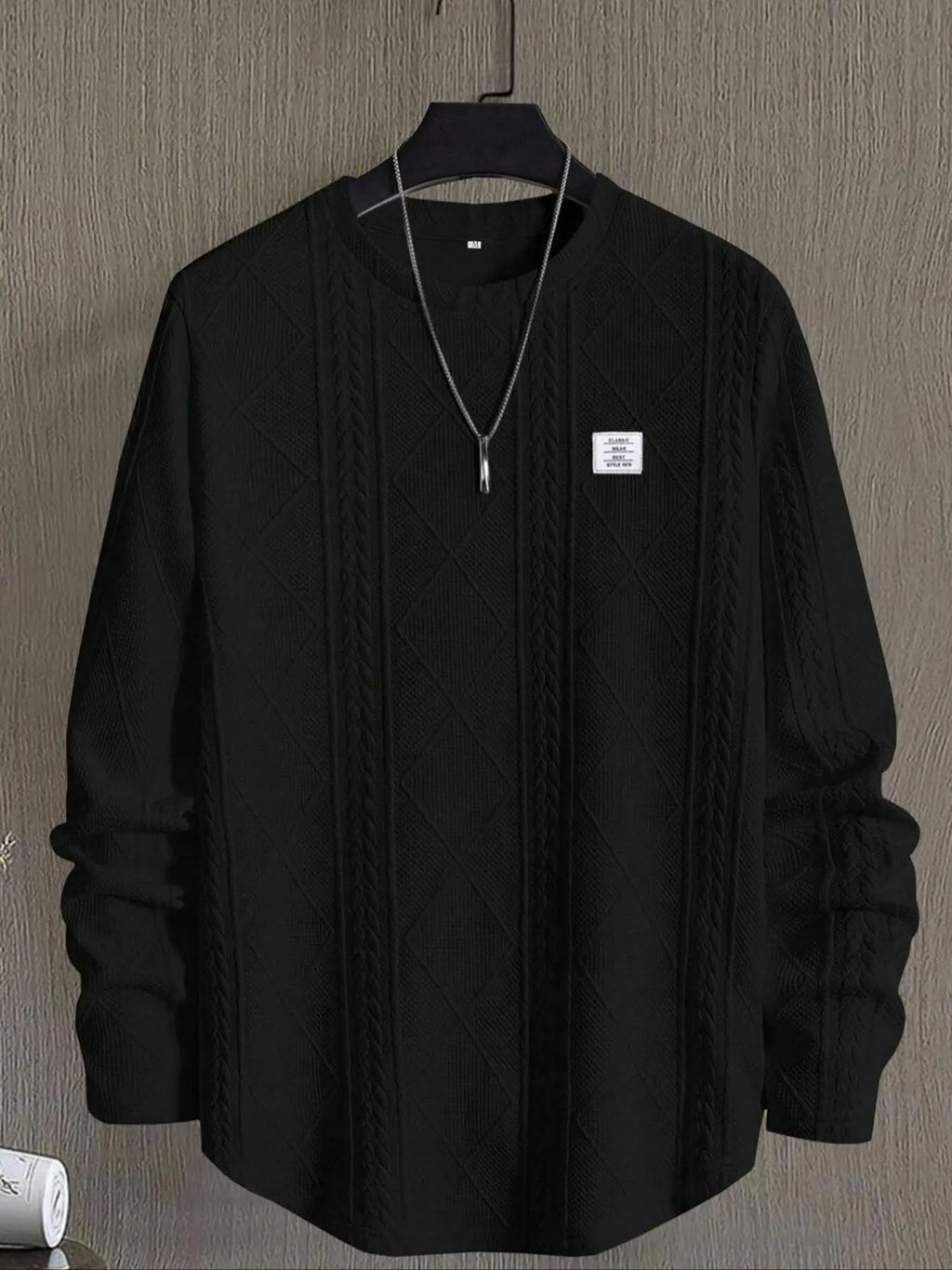 Elevate Your Wardrobe with Our Men's Fitted Long Sleeve Round Neck Knit T-Shirt – Stylish Patchwork Design for All Seasons!