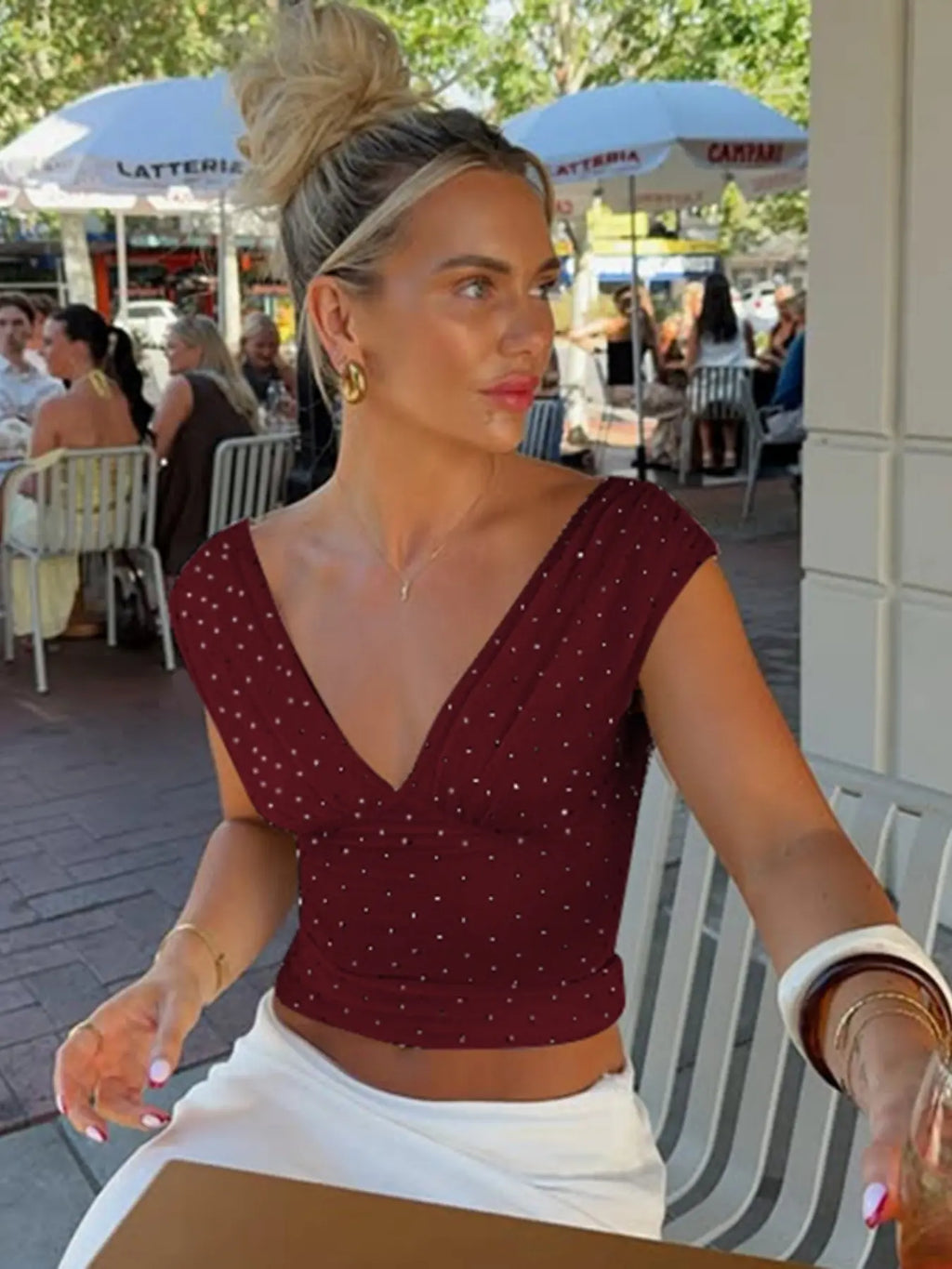 Chic & Elegant Women’s Summer Sleeveless V-Neck Polka Dot Tank Top for Parties and Clubs